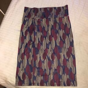 Small Cassie pencil skirt , feather print